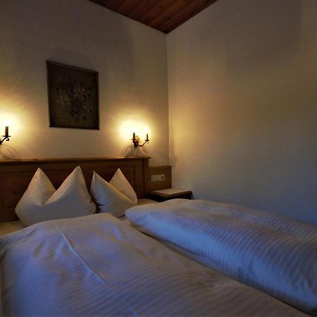 Hotel Ferienhaus Waldwinkl à Grainau Chambre photo