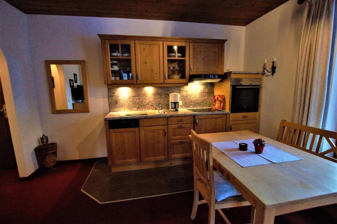Hotel Ferienhaus Waldwinkl à Grainau Chambre photo