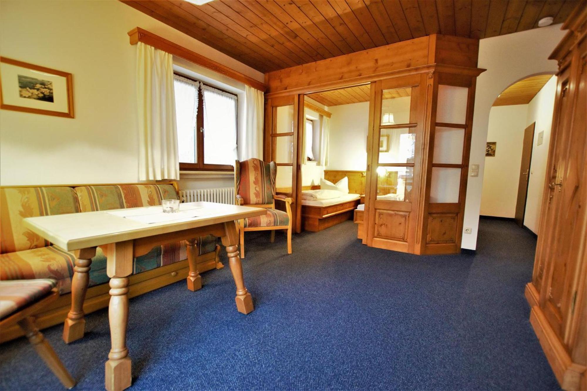 Hotel Ferienhaus Waldwinkl à Grainau Chambre photo