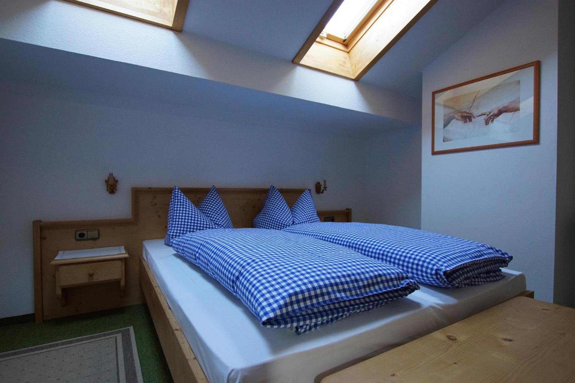 Hotel Ferienhaus Waldwinkl à Grainau Chambre photo