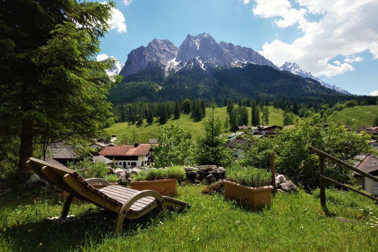 Hotel Ferienhaus Waldwinkl à Grainau Extérieur photo